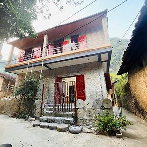 Homestay BảN GióC- Tay'S Traditional Village 까오방 Exterior photo