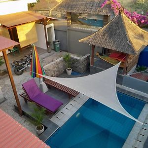 프라야 Wave House Gerupuk South Lombok B&B Exterior photo