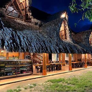 Arca Tayrona Restaurant & Hostal 산타마르타 Exterior photo