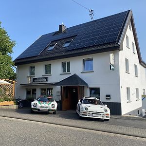 Hotel Garni Zum Adenauer Forst 윔바흐 Exterior photo