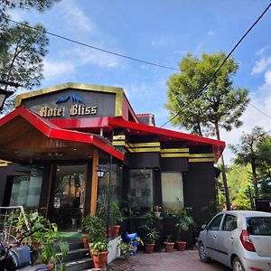 Hotel Bliss 카사울리 Exterior photo