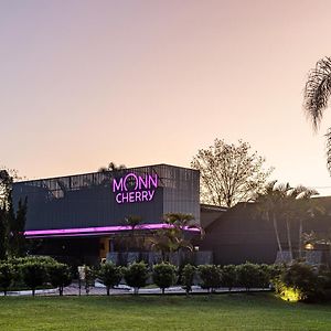 Monn Cherry Motel 라제아두 Exterior photo