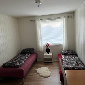 Bedroom In City Centre, No Shower Available 올레순 Exterior photo