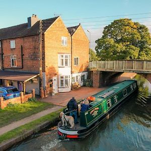 Hopwas Hidden Gem Canal Facing Retreat With Lovely Walks 빌라 Exterior photo