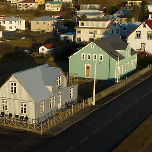 Palshus 호텔 Patreksfjordur Exterior photo