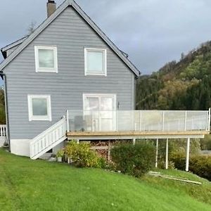 Hauaneset Cabin By Norgesbooking- Wonderful Location At Bjornefjorden Revna Exterior photo