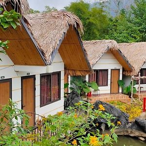 Wings Ha Giang Loop Bungalow 호텔 Exterior photo