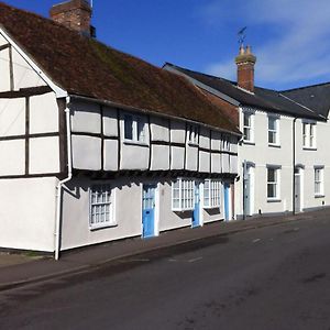 Tudor Cottage 롬지 Exterior photo