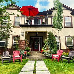 Wolf Creek Bed And Breakfast Ponoka Exterior photo