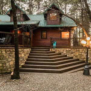 Leaping Lizard Lodge 4 Bdrm 3 And A Half Bth, Hot Tub, Fireplaces, Swing Set, Gameroom 브로큰보우 Exterior photo
