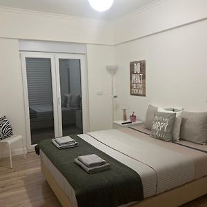 Modern Double Room With Private Balcony 몬티오 Exterior photo