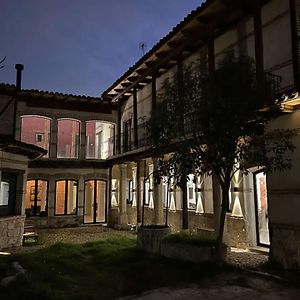 Casa De Los Mendoza - Casa Solariega En El Casco Historico 알칼라데에나레스 Exterior photo