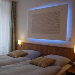 Hotel Rest Inn 브레텐 Room photo