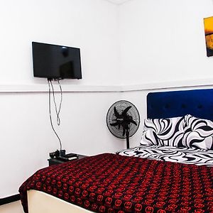 Unique 1Bedroom Shortlet Stadium Rd With 24Hrs Light-Free Wifi -N35,000 포트하커트 Exterior photo