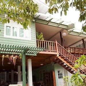 프라 나콘 시 아유타야 반 분추 B&B Exterior photo