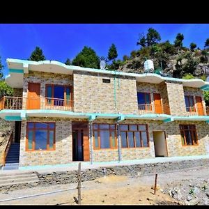 Prashar Lake Way Guest House Exterior photo