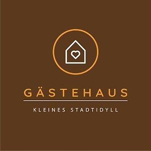 Gaestehaus "Kleines Stadtidyll" -Zimmer Und Apartments By Hotel Holsteiner Hof- 지슈타흐트 Exterior photo