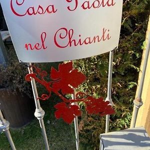 카스텔누오보베라덴가 Casa Paola Nel Chianti B&B Exterior photo