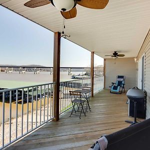 Lakefront Ozark Condo With Spacious Balcony! 캠든턴 Exterior photo