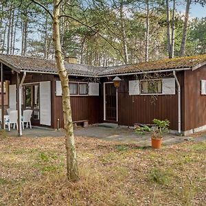 Lovely Home In Store Fuglede With Kitchen Exterior photo