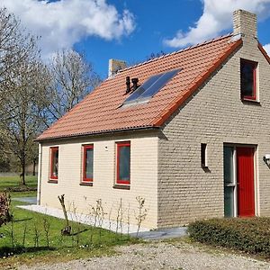 Ewijk Ruim Vakantiehuis Aan Meer Bij Nijmegen Gelderland 빌라 Exterior photo