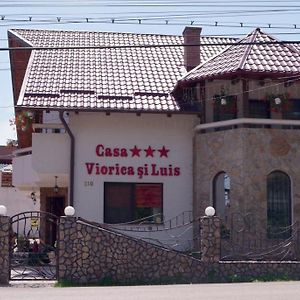 Casa Viorica Si Luis 호텔 큼홀룸그몰도베네스크 Exterior photo