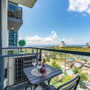 Mactan Newtown - 1Br Stunning Ocean View And City View 막탄 Exterior photo