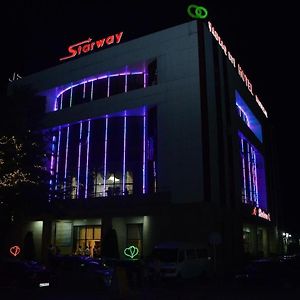 Starway Hotel 렌케란 Exterior photo