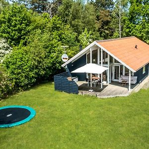 3 Bedroom Awesome Home In Store Fuglede Exterior photo