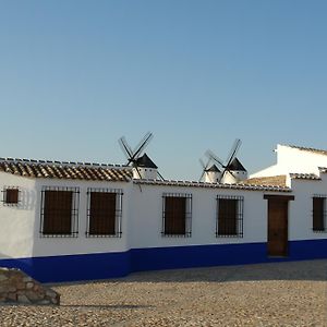 캄포데크리프타나 La Casa El Yelmo De Mambrino 게스트하우스 Exterior photo