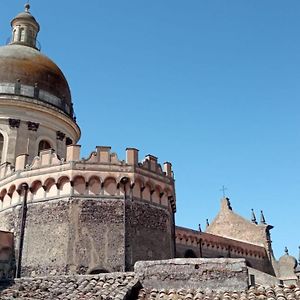 Medieval Heart 호텔 란다조 Exterior photo