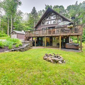 Pet-Friendly Tolland Cabin With Private Hot Tub! 빌라 Exterior photo