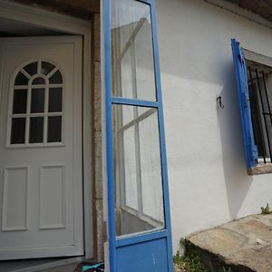 Prémian Les Volets Bleus 빌라 Exterior photo