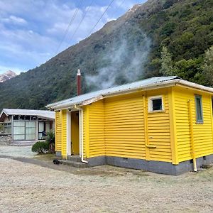 Otira Basic, Super 'Cosy' Cabin In The Middle Of National Park And Mountains 아파트 Exterior photo