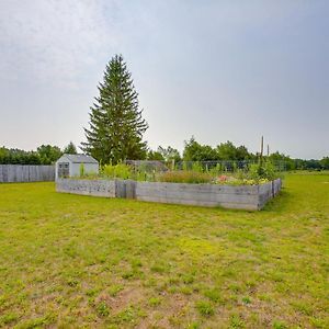 Charming Cadillac Retreat With Private Hot Tub! 빌라 Exterior photo