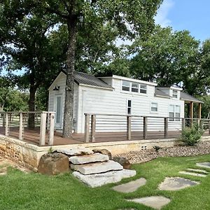 Resort At Fredericksburg Unit 1 Rocky Hill Exterior photo