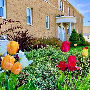 Garden Grove Retreat & Lodging Near Pictured Rocks, Fayette, Trails 호텔 Exterior photo