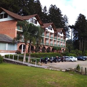 Hotel Campo Alegre 캄푸 알레그리 Exterior photo
