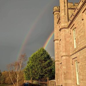 Langhouse Castle Bed And Breakfast Inverkip Exterior photo