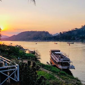 Villa Alounsavath Mekong Riverside 루앙프라방 Exterior photo