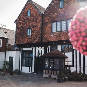 Taylour House - Edenbridge, Sleeps 10, Historic, Unique Yet Modern 빌라 Exterior photo