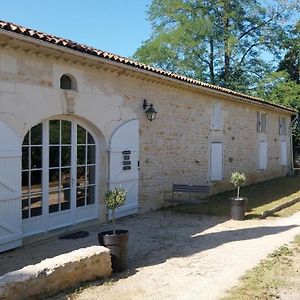 Burie Le Clos De Fanny - Belle Longere Charentaise 빌라 Exterior photo