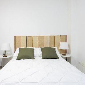 Eden Rentals B01 Surfy Stylish Bed&Coffee Room 그라나딜라데아보나 Exterior photo