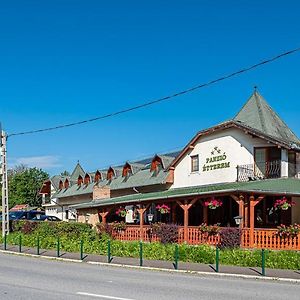 Gasthaus Panzio 호텔 Szilvásvárad Exterior photo