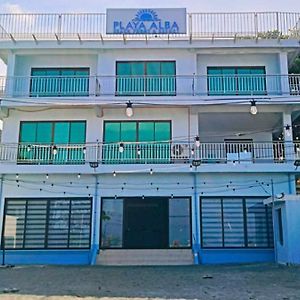 Playa Alba Beach Front And Resort 산 안토니오 Exterior photo