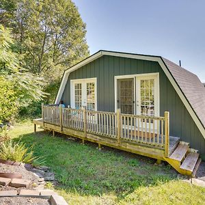 Charming Claverack Retreat With Serene Deck! 아파트 Exterior photo