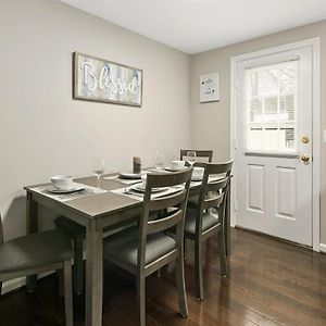 Townhome - Near Dc, Family-Friendly, Superhost Support 스털링 Exterior photo