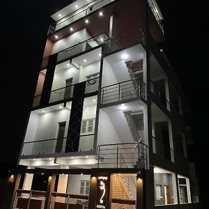 Deeya Guest House - A Luxury Home Stay 마이소르 Exterior photo