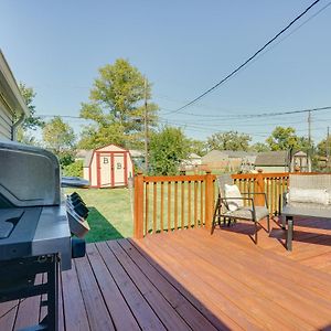 Cozy Indiana Home With Deck, Charcoal Grill And Yard! 마리온 Exterior photo
