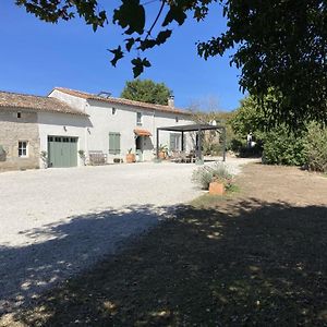 Paizay-Naudouin-Embourie La Ruche B&B Exterior photo